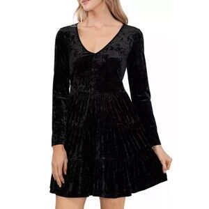 CeCe dress Womens Black Velvet V Neck Long Sleeve miniDress size medium gift